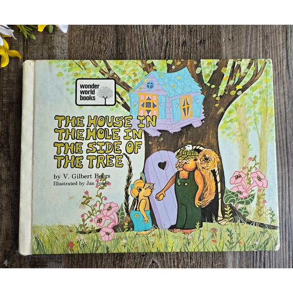 Vintage Children's Book 'The House in the Hole in the Side of the Tree' 1973 - Picture 1 of 8